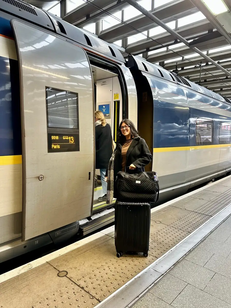 Boarding-the-Eurostar-Train-in-Paris-bound-for-Amsterdam